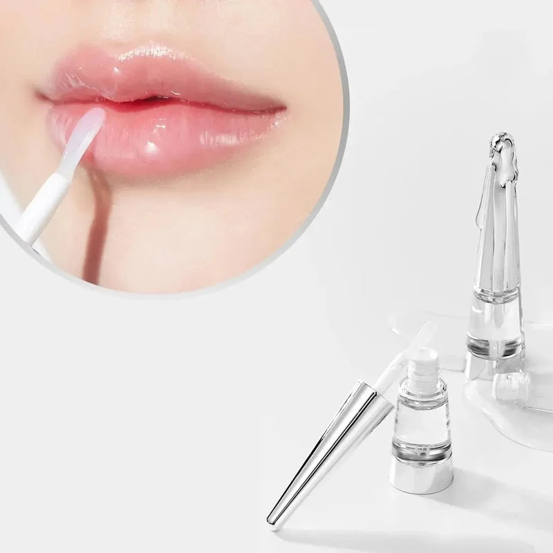 Application du VT Reedle Shot Lip Plumper pour un effet brillant et repulpant